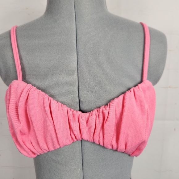 Meshki Jordan Ruched Front V Neck Bralette Crop Top 2 Bundle Set Pink & Stone XS - Picture 9 of 16